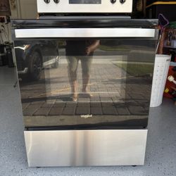 Whirlpool Range With 4 Burners/ Air Fryer Oven 