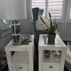 Side Tables 