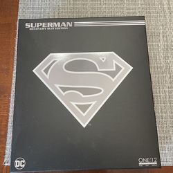 Mezco Superman (recovery Suit Edition)