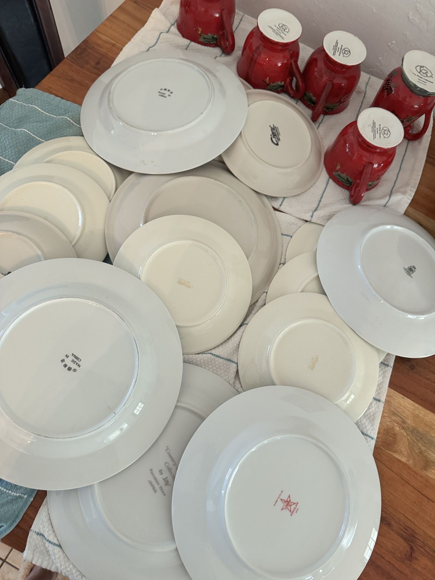 Dinnerware Set Christmas 
