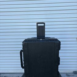 Waterproof Hard Case, 32 x 23 x 12 Inch