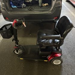 GOGO Sport 3-wheel Mobility Scooter