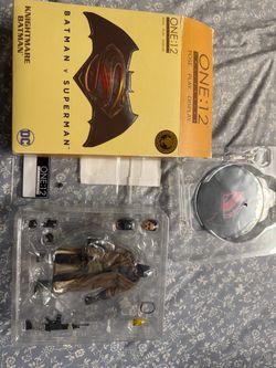 Mezco one:12 collective Knightmare Batman