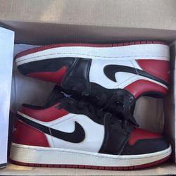 Jordan 1 Low Bred Toes