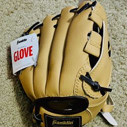 NEW Franklin Sports Baseball Glove Mitt - Youth Right Hand Throw