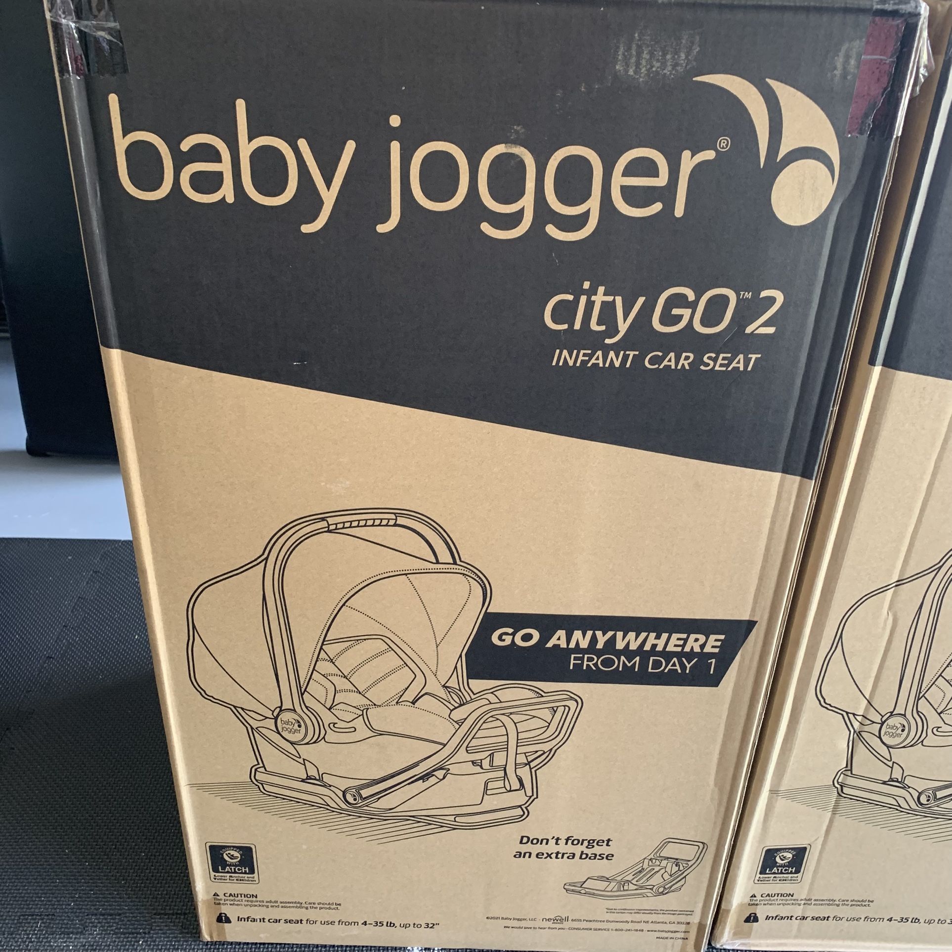 1 LEFT!!! NEW IN BOX Baby Jogger City GO 2 Car Seat AND Base