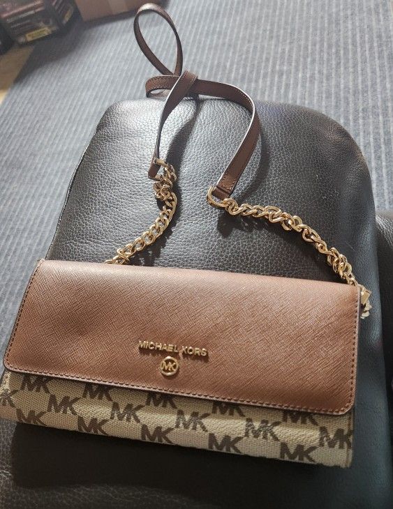Michael Kors Wallet And Cross Body