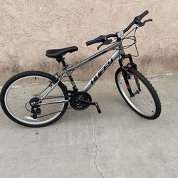 Bike Huffy 23 In