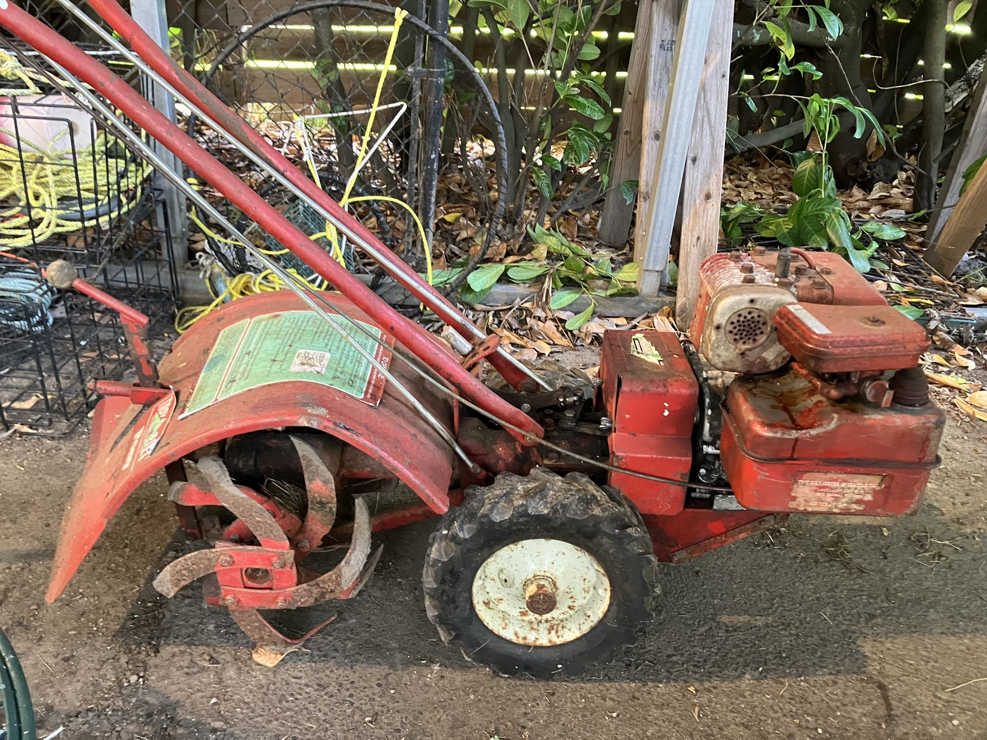 Troy Bilt Pony Rototiller