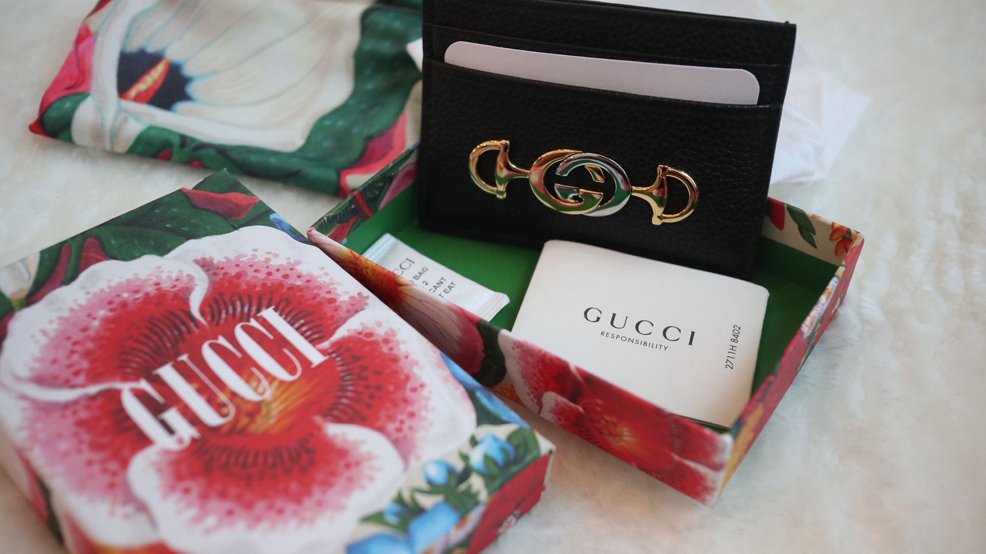 *NEW* Gucci -  Card Case (black With Silver & Gold Hardware Logo)  - pick up in Biltmore area 