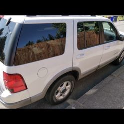 2002 Ford Explorer