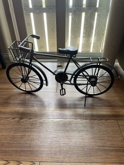 Classic decorative iron bicycle