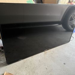 60 Inch Insignia TV w/Mount 
