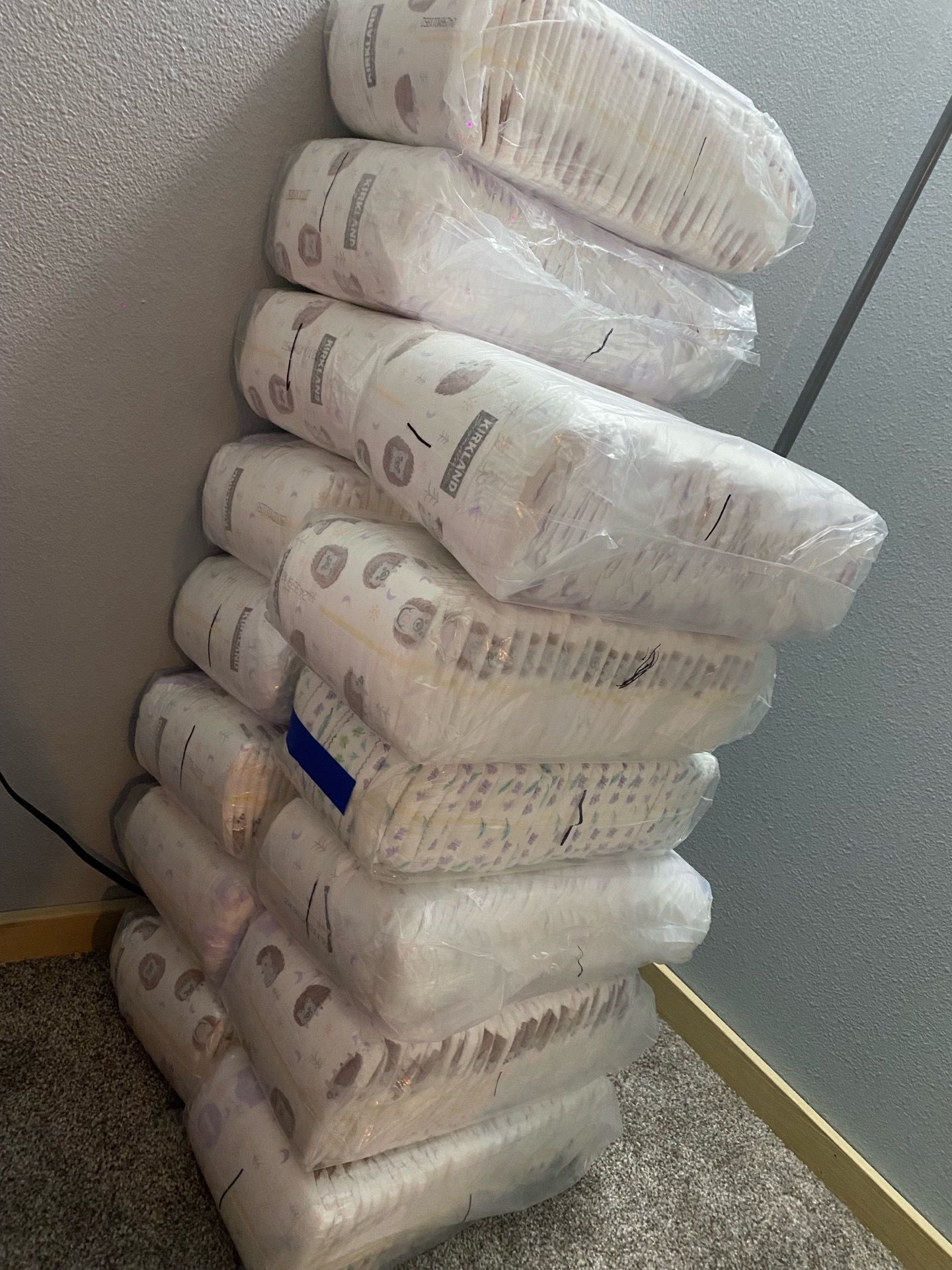 Diapers size 1 bundle of 48 $15.00 each bundle