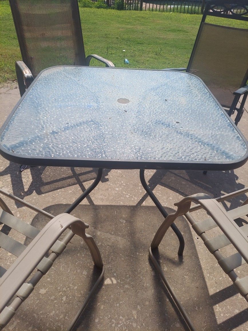 Patio Glass Table And 2 Chairs Excellent Condition Can Deliver Okc Area 30