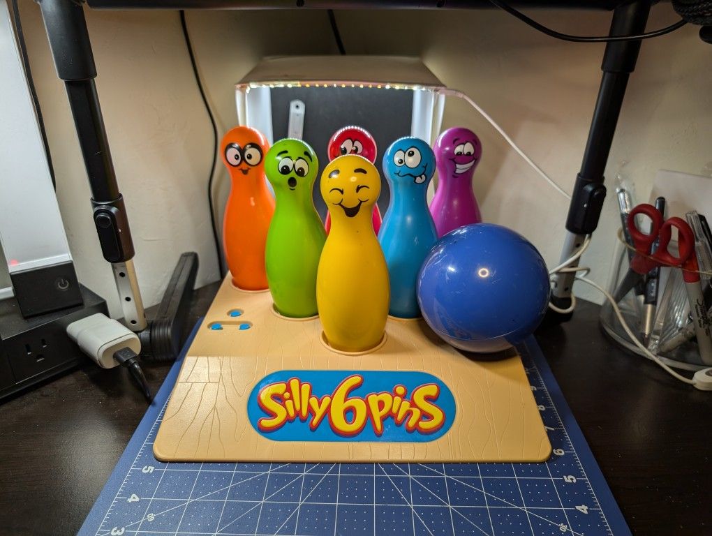 Vintage 1999 Silly Six 6 Pins Electronic Talking Bowling Game MB TESTED COMPLETE