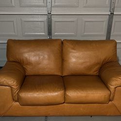 Benjamin Brown Top Grain 2 Seat Couch