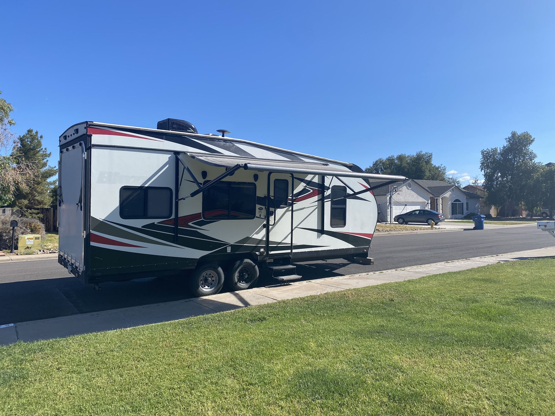 2018 Powerlite Pacific Coachworks Toyhauler 