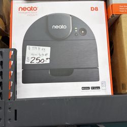 Neato D8 Robot Vacuum 