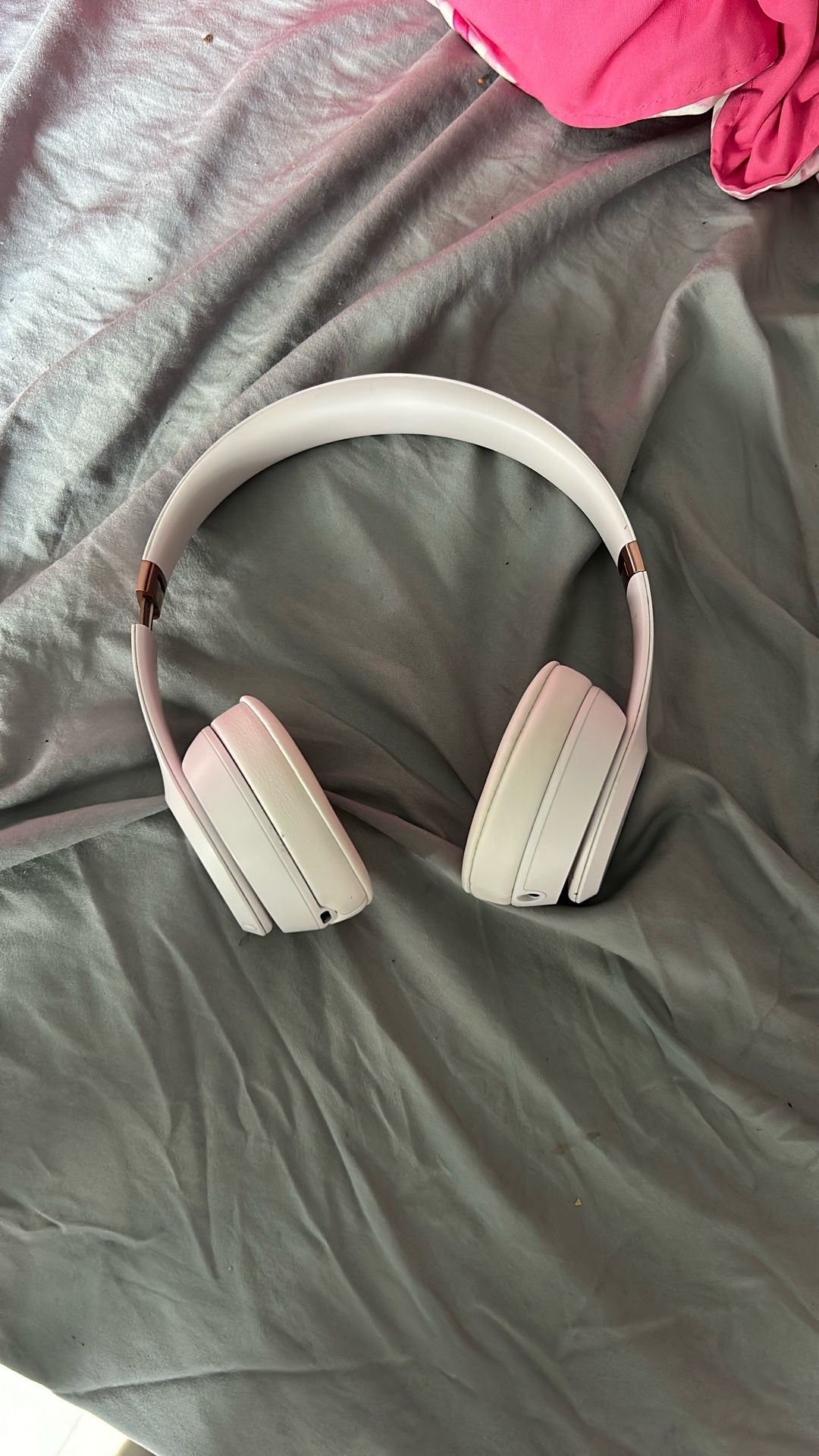BEATS SOLO 4 WIRELESS
