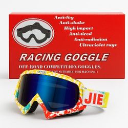 SKI GOGGLES