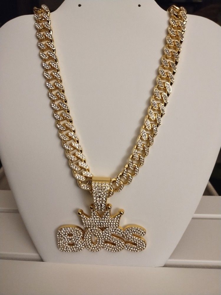 Cuban Link Chain With Charm