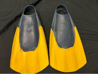 Wave Gripper brand bodyboarding swim fins - Size large