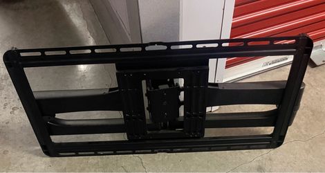 SANUS CILF130-B1 Full Motion TV Wall Mount