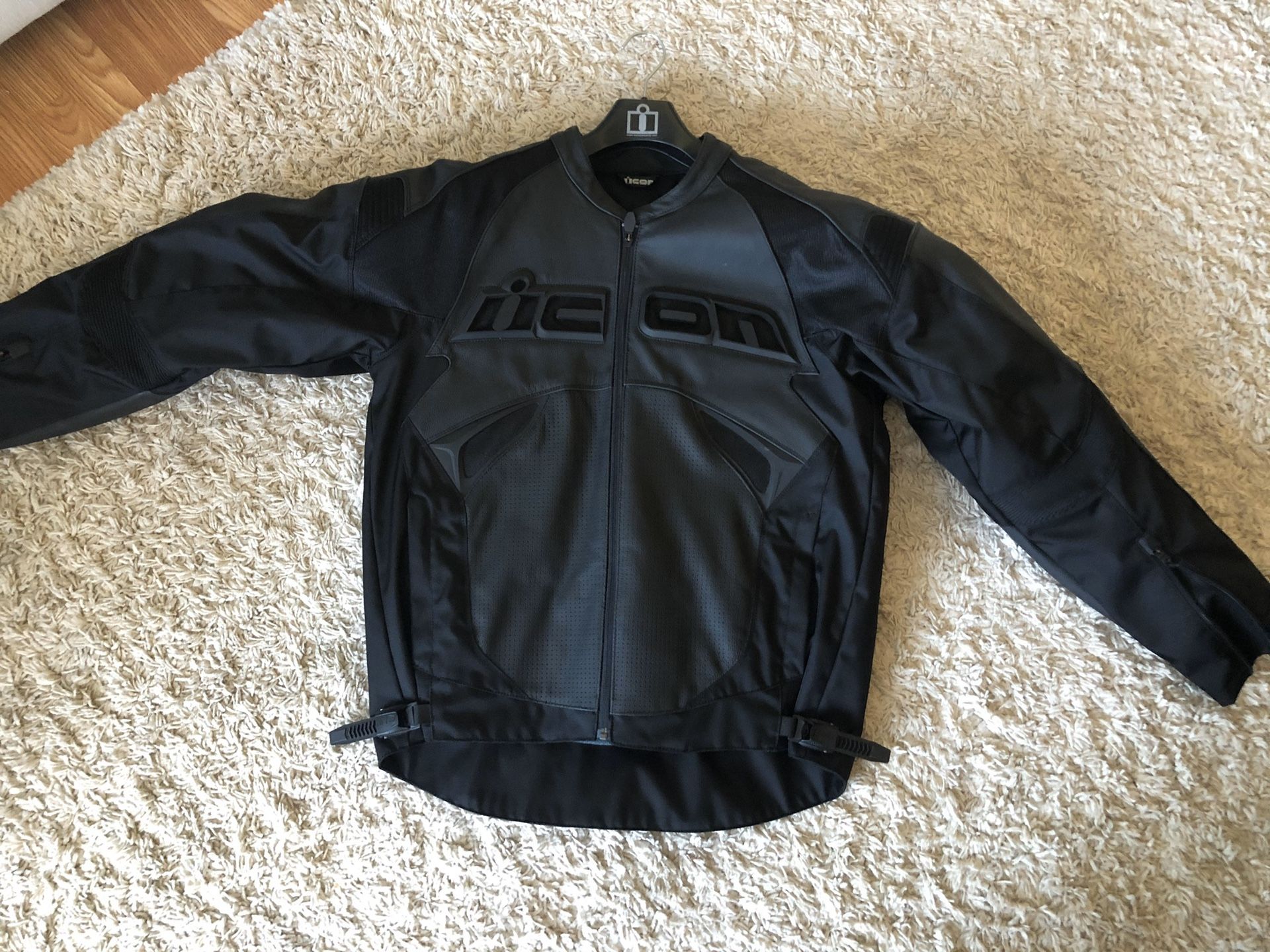 ICON PROTECTIVE JACKET FOR MOTORCYCLE