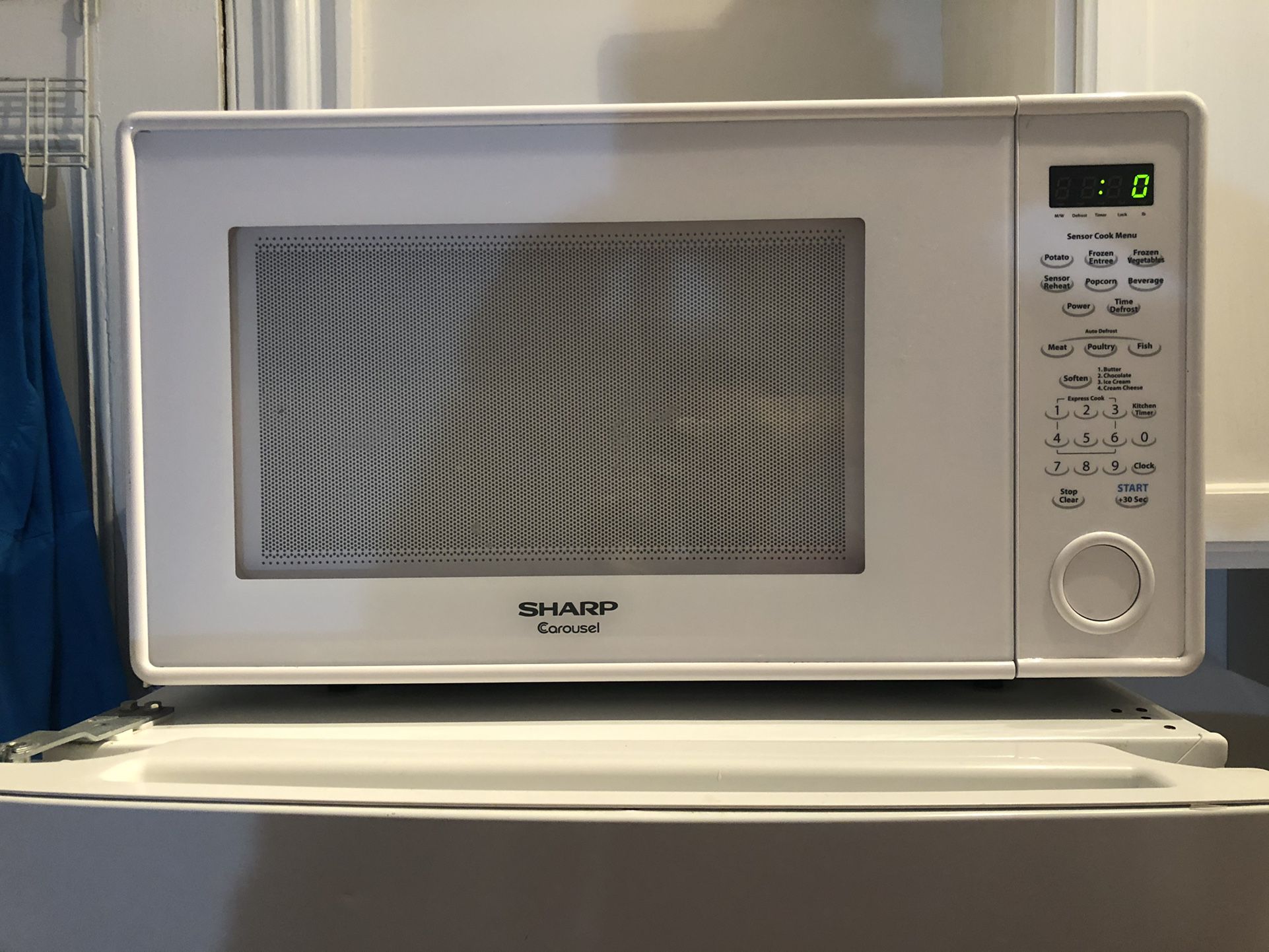 Large microwave.  Works Very Well! 
