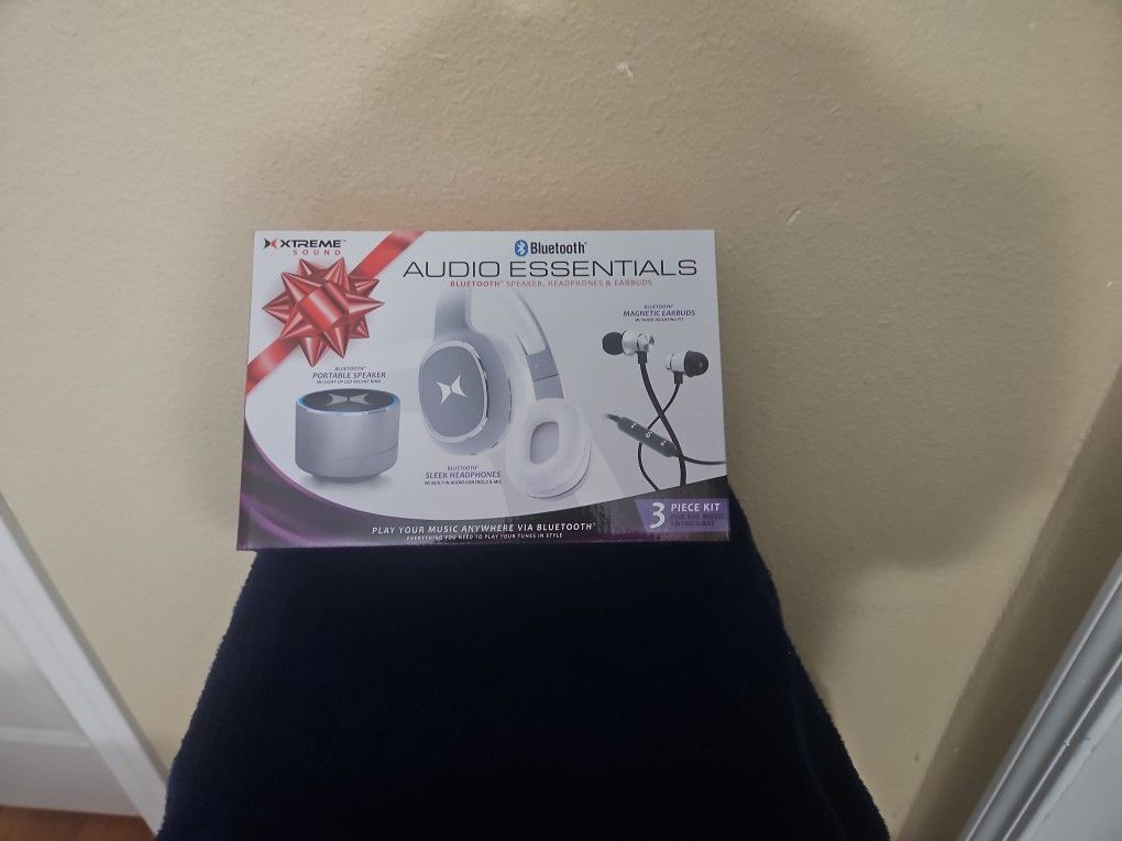 Portable Speaker - Headphones-Earbud