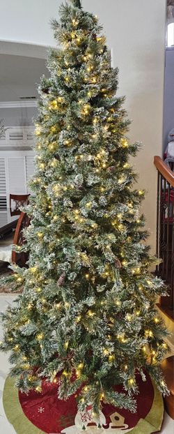 9 feet Christmas tree