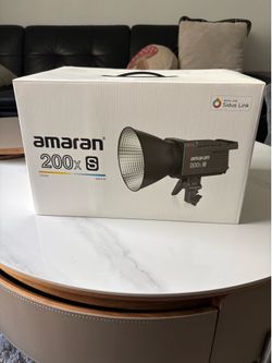 Amaran 200x S LED Video Light – Barely Used