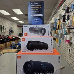 Jbl Charge 5 Speaker Extremadamente fuerte, resistente al agua y al polvo. 