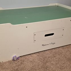 Kids Play Table