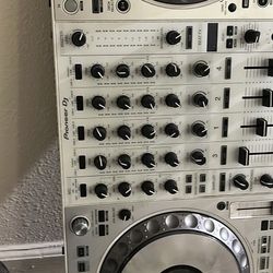 pioneer serato dj 1000srt