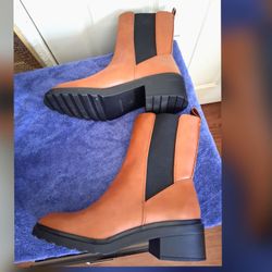 Bran New mens Amazon essentials size 12 in great condition