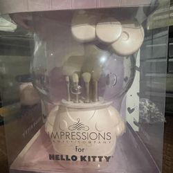 Hello Kitty Impressions Vanity 6-Piece Makeup Brush Set