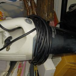 Black N Decker Powerful Mini Vac. 8 Firm Look My Post Tons Items