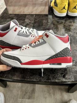 Air Jordan 3 Fire Red 2022