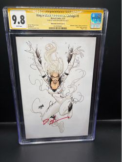 Signed grades comic 9.8 by David nakayama