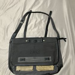 Myra Messenger Bag