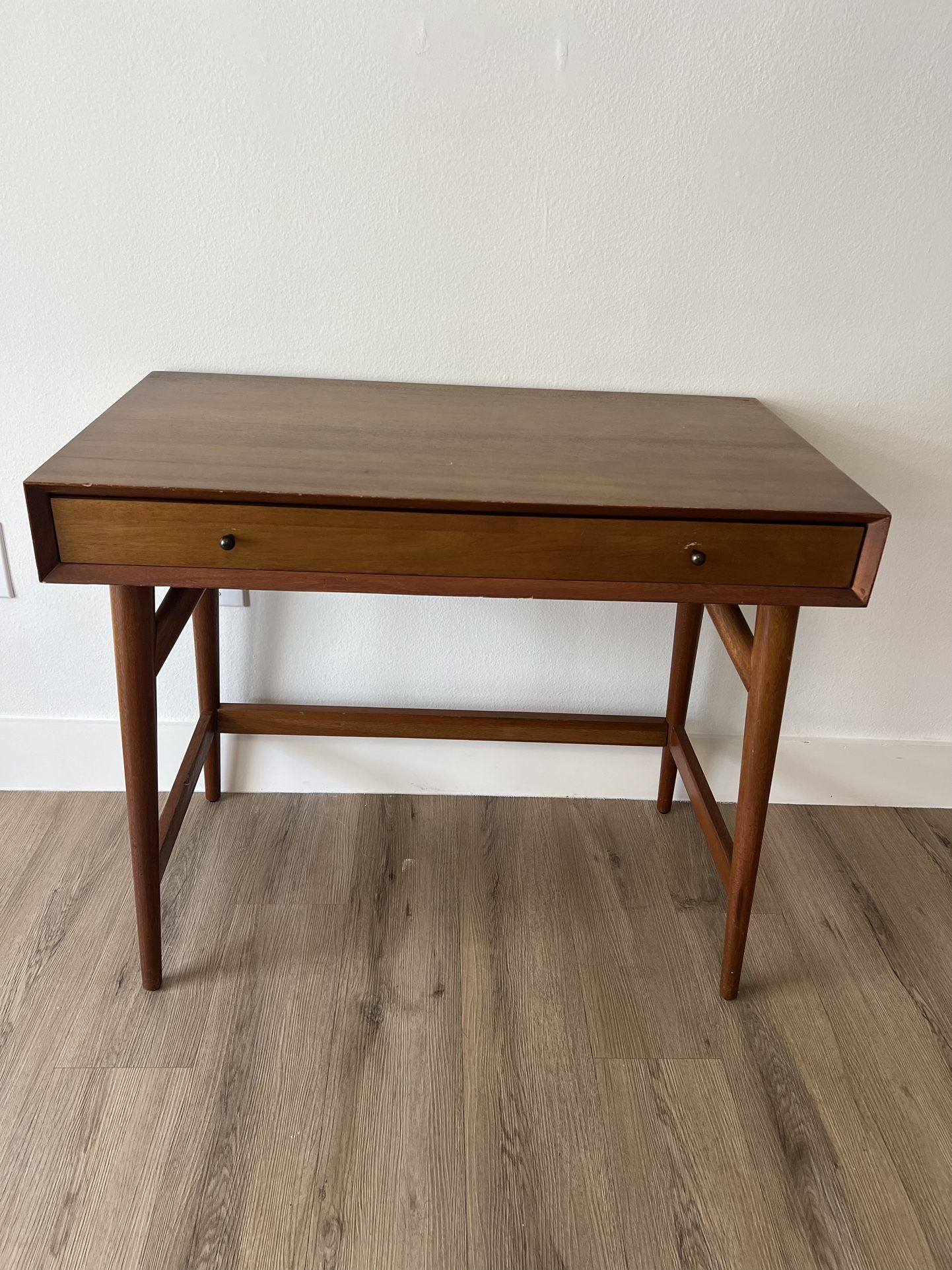 36” West Elm - Desk/Small Table With Leather Chair
