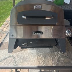 Cuisinart 3-in-1 Portable Grill, Griddle & Pizza Oven