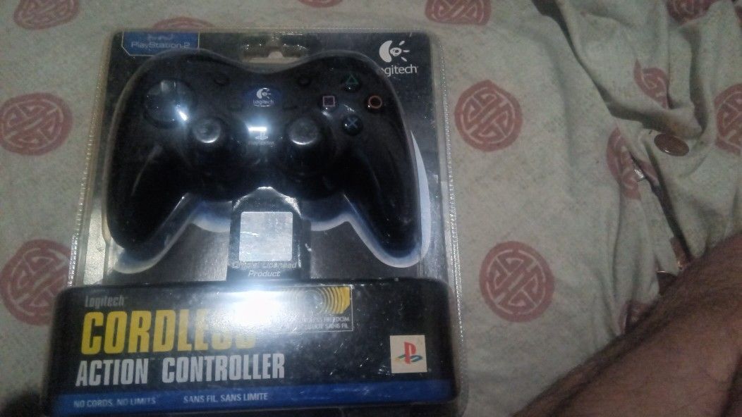 Logitech Action Ps2 Controller 🎮 (Sealed)