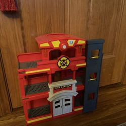 Kids Fire Station House Toy Makes Noise 
