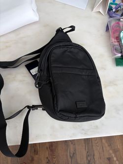 Brand new rebook crossbody bag