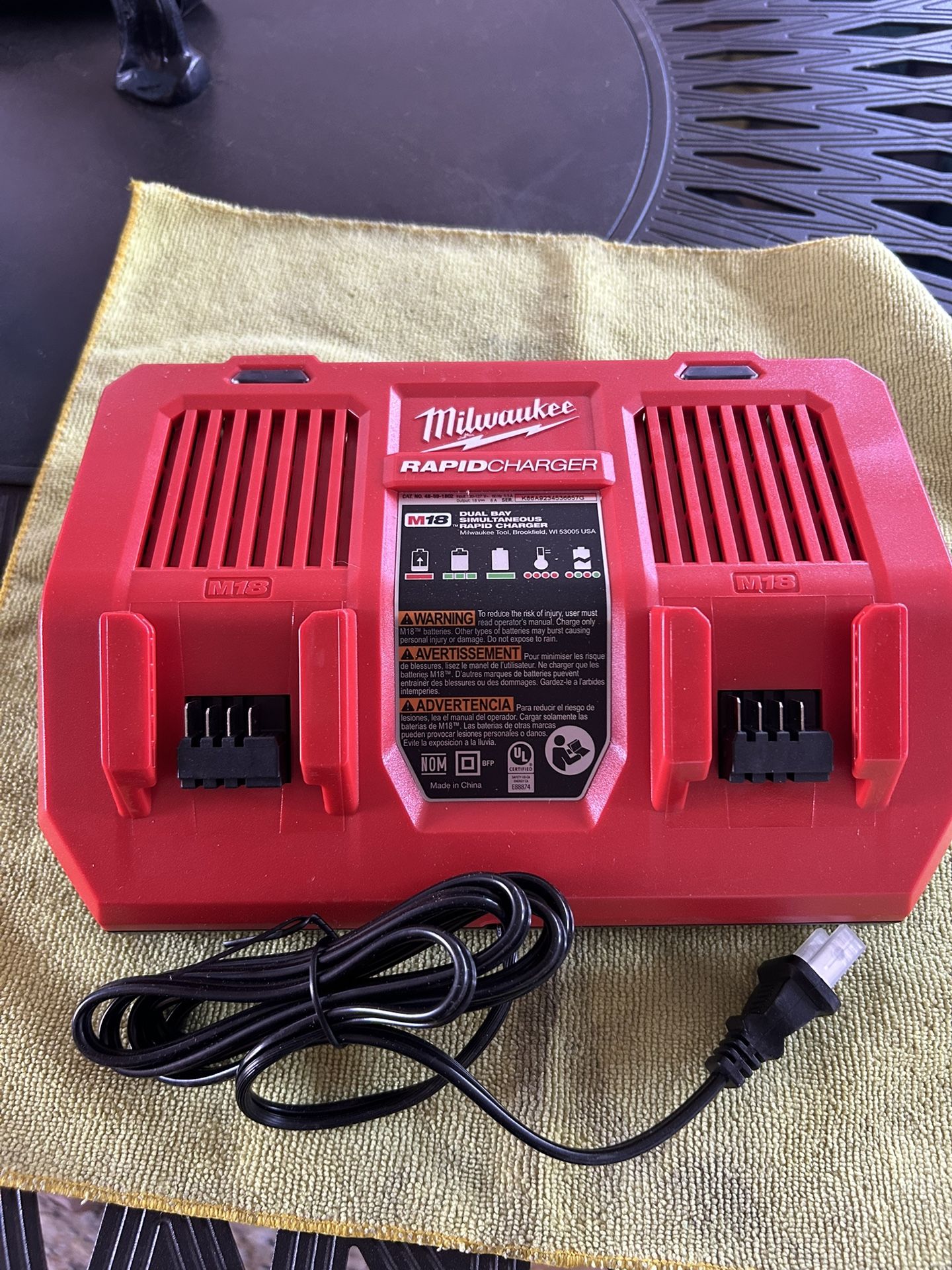 Milwaukee Dual Charger