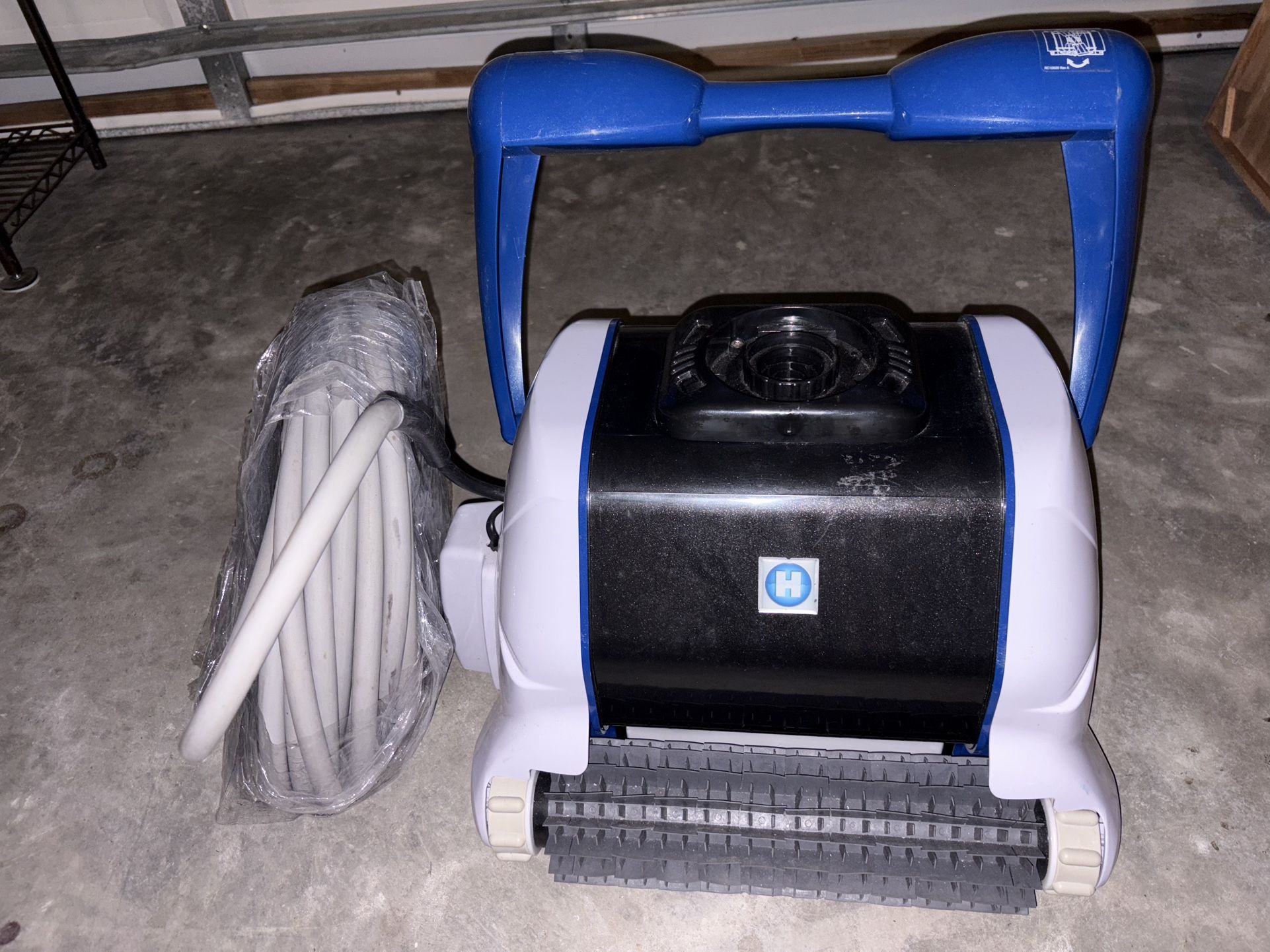 Hayward Tiger Shark Pro Smart Robot In Ground Pool Cleaner Model RC9955CUB