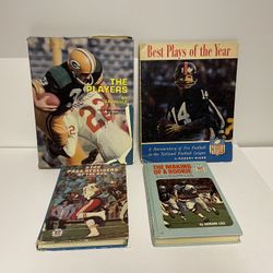 Football Collectors. 4 Books 1972 Star Pass Receivers Of NFL, 1963 Best Plays Of Year Magazine, 1968 Making Of A Rookies Sayers, & 1969 The Players